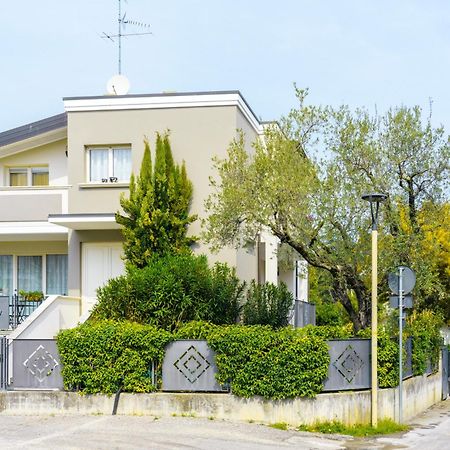 Matteotti Apartments Desenzano del Garda Exterior photo